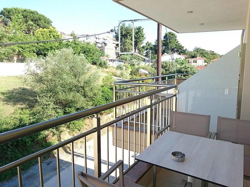 Artemis Plaza 3* Агия-Параскеви