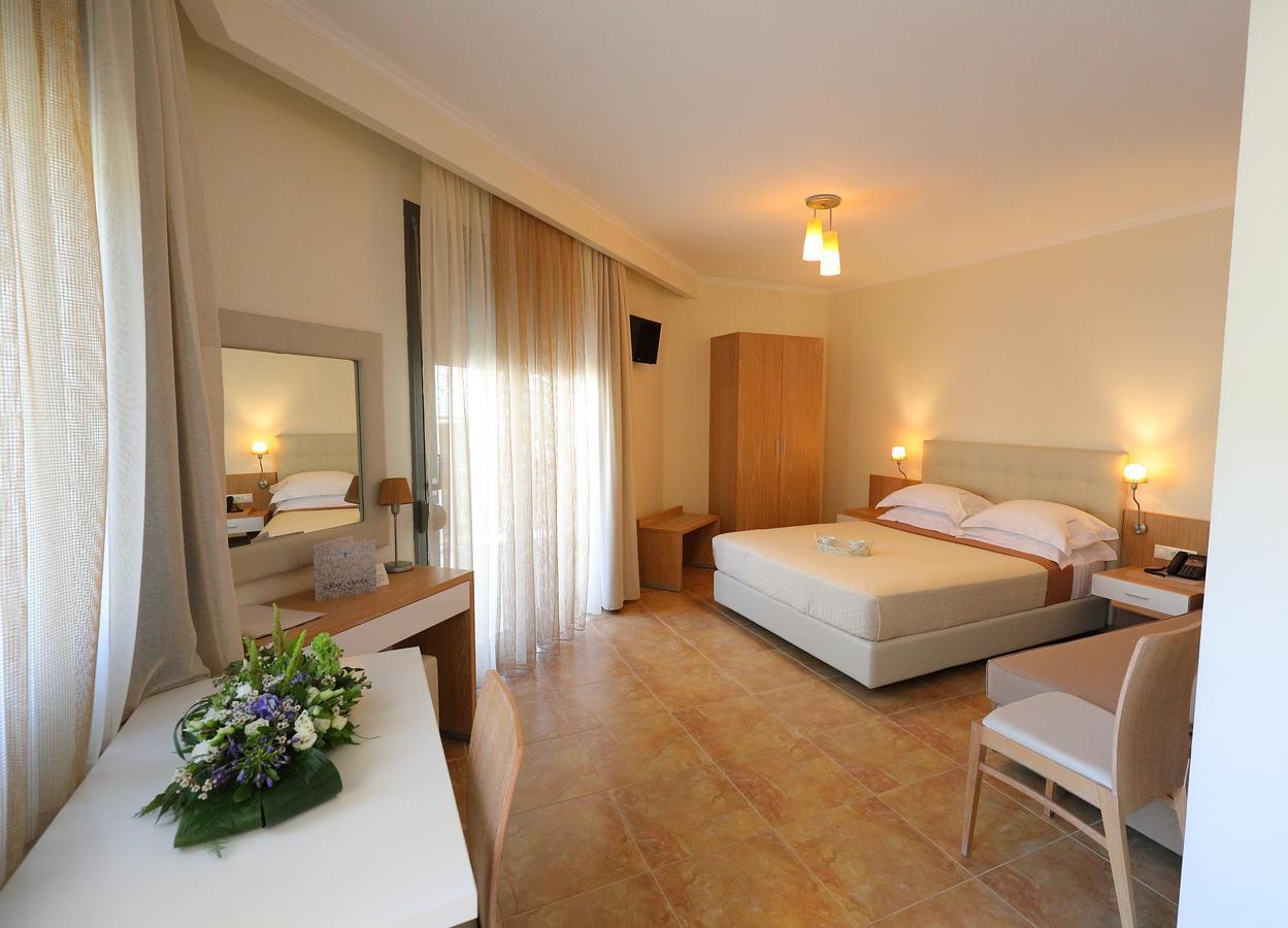 Апарт-отель Artemis Plaza 3*